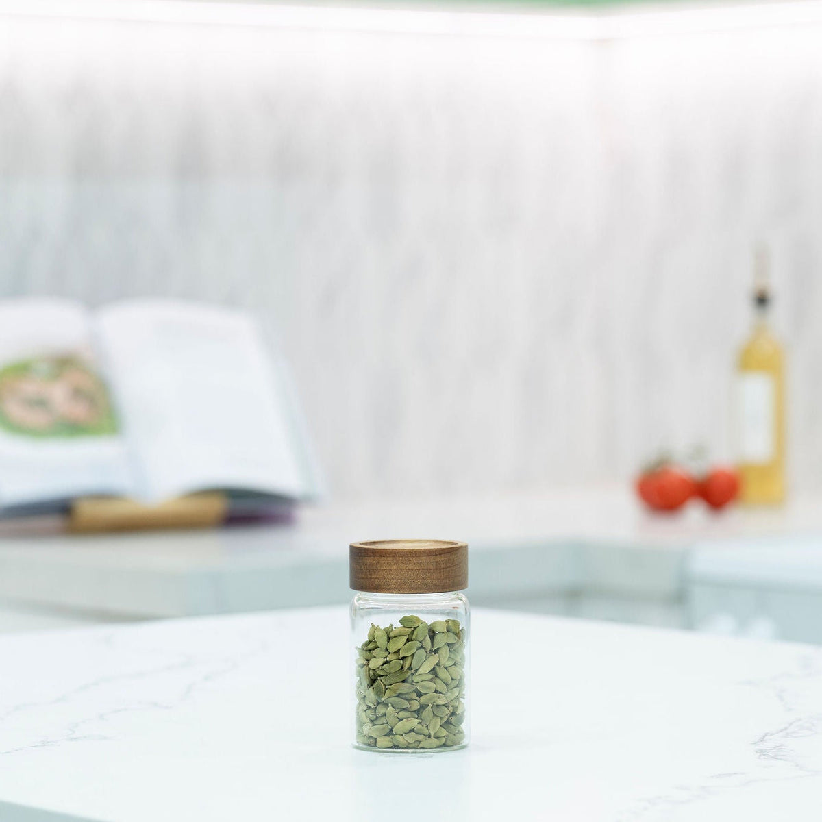 Acacia Screw On Spice Jar – 2 Sizes